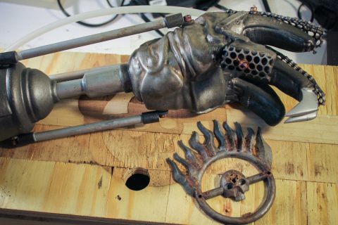 Permalink to: Furiosa’s Bionic Arm Replica